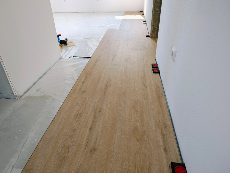 Neuer Klick-Vinyl-Boden